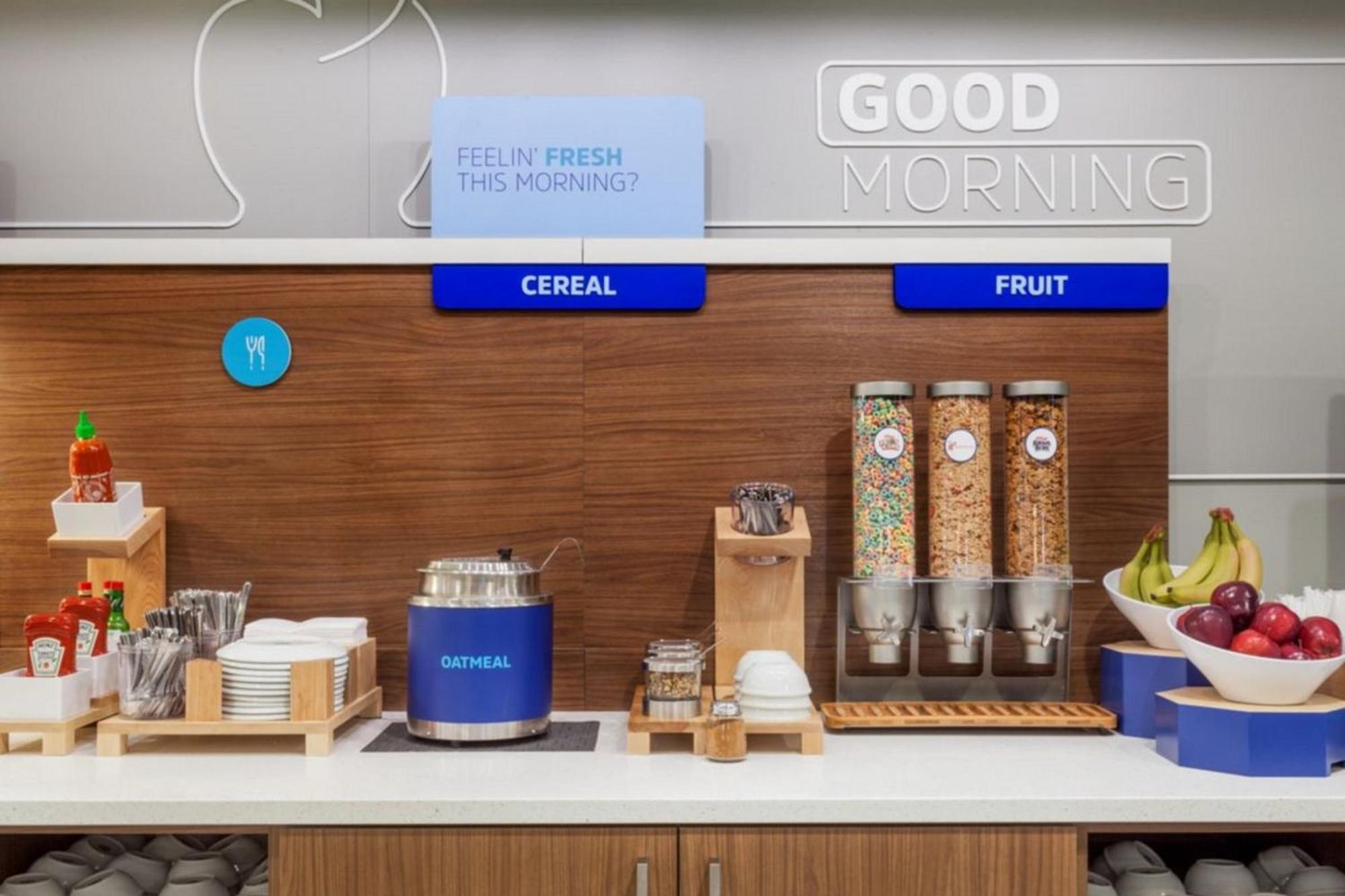Holiday Inn Express Savannah - Gateway By Ihg Ngoại thất bức ảnh