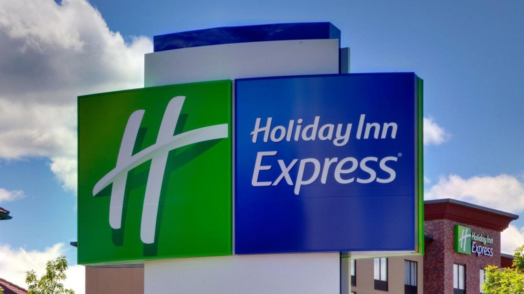 Holiday Inn Express Savannah - Gateway By Ihg Ngoại thất bức ảnh